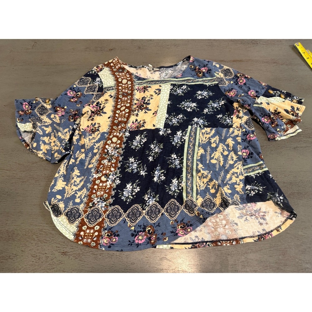 Est. 1946 Womens Floral Patchwork Bell Sleeve Knit Blouse Blue Tan Medium